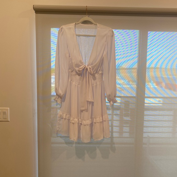 Knot front long sleeve mini dress - Picture 2 of 3